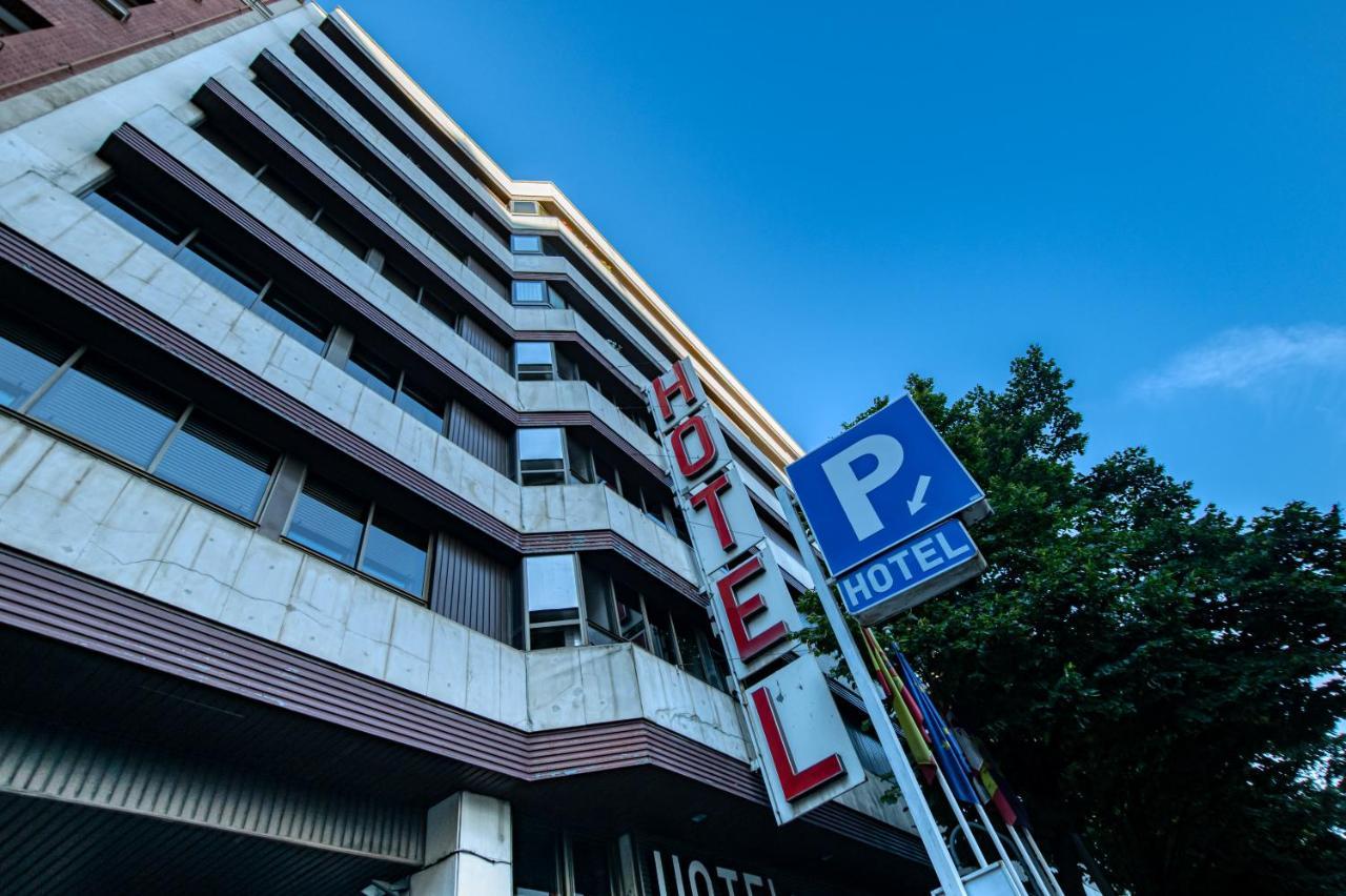 Hotel Castilla Vieja Паленсия Екстериор снимка