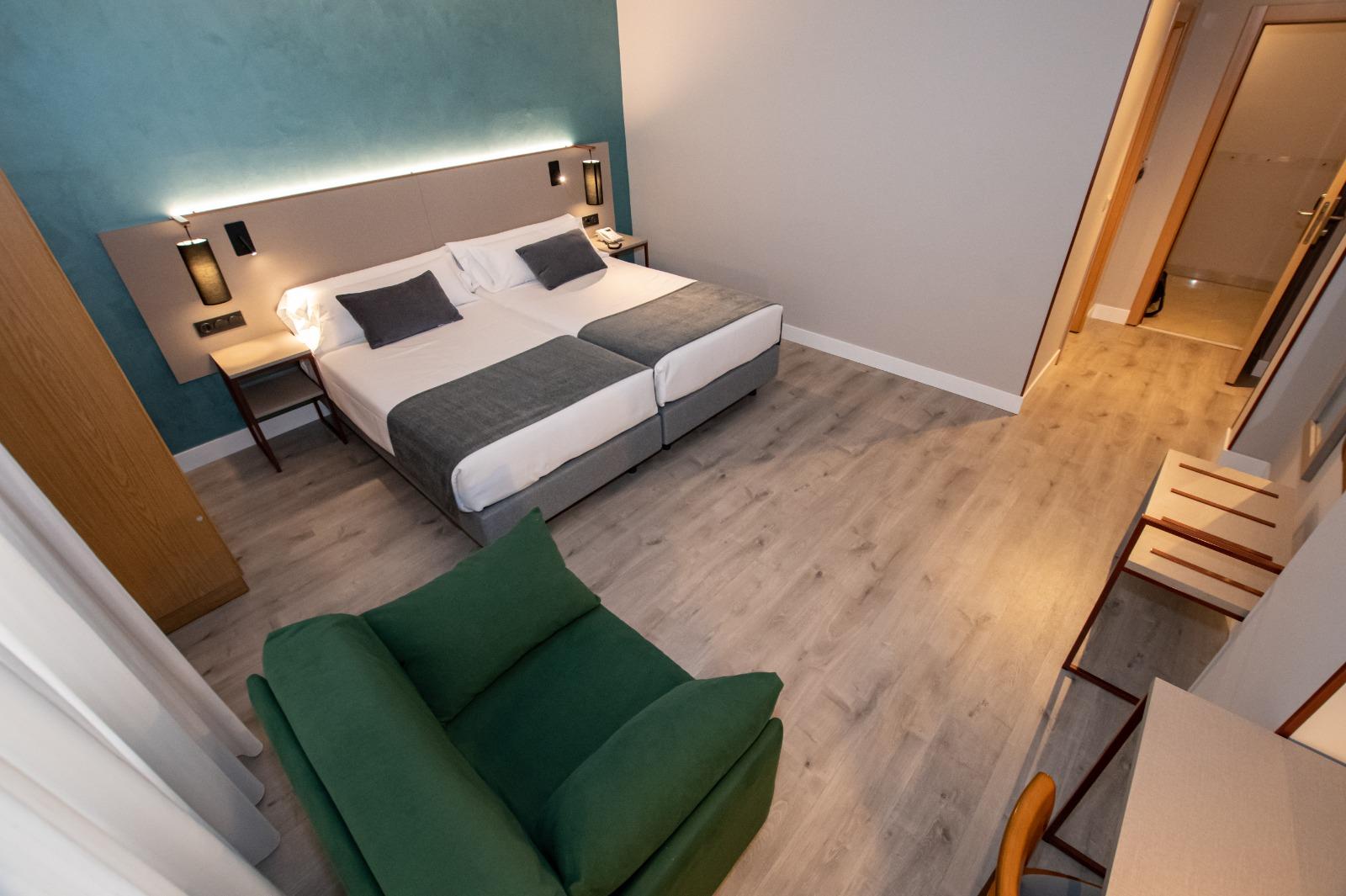 Hotel Castilla Vieja Паленсия Екстериор снимка